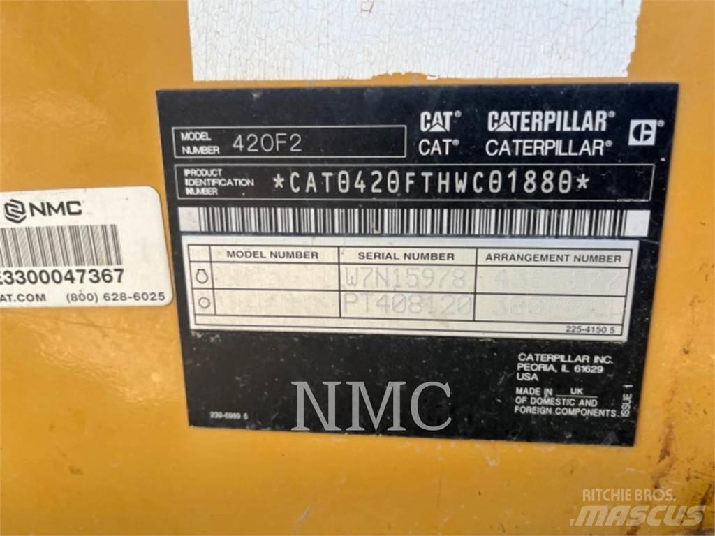 CAT 420F2 ST Retrocargadoras