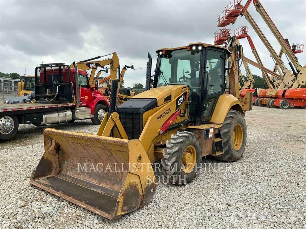 CAT 420F2ST Retrocargadoras