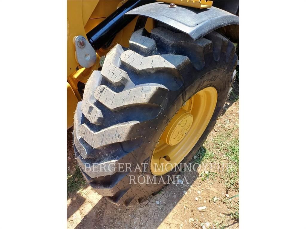 CAT 428F2 Retrocargadoras
