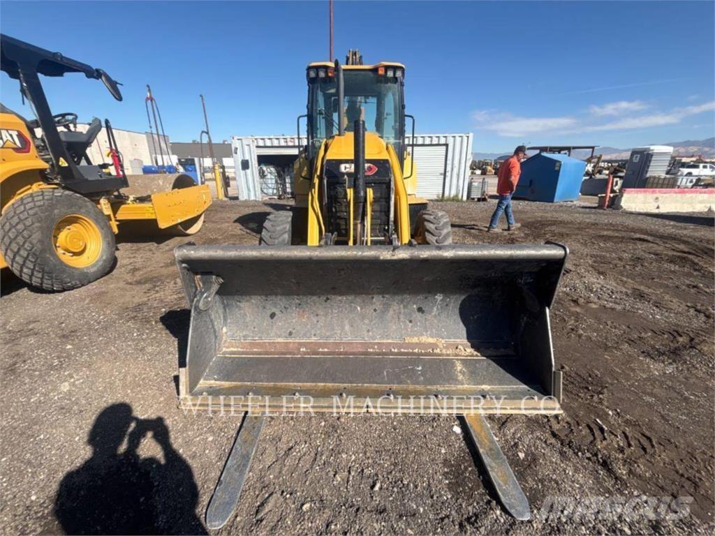 CAT 430 IT CF Retrocargadoras