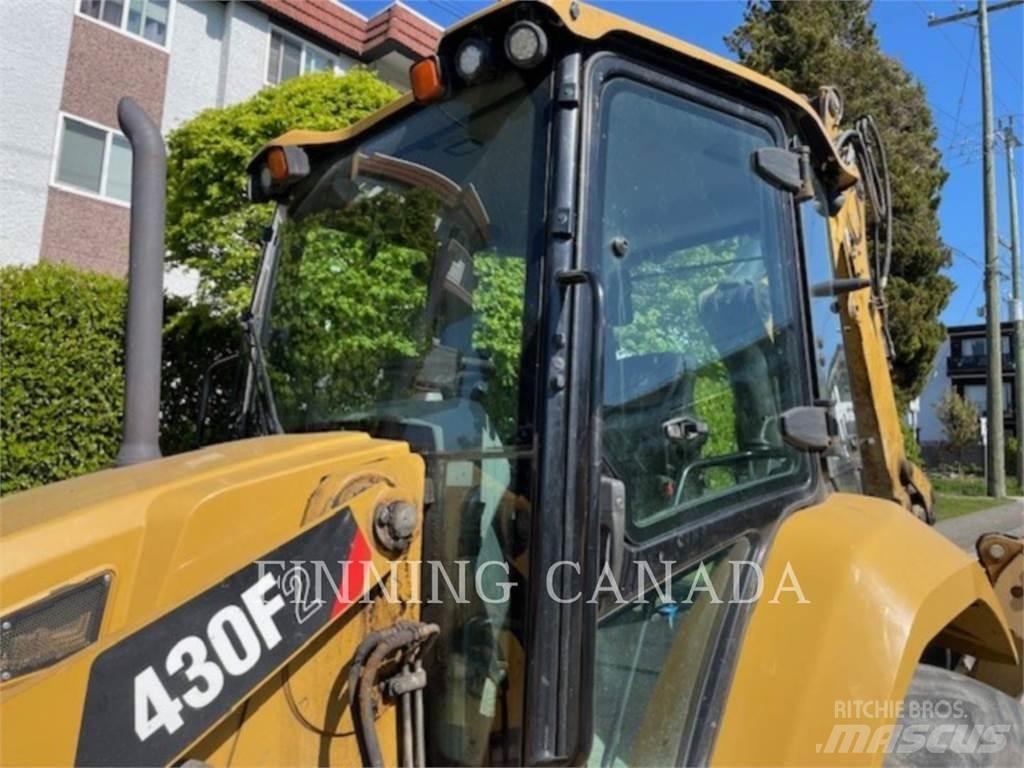 CAT 430F2 Retrocargadoras