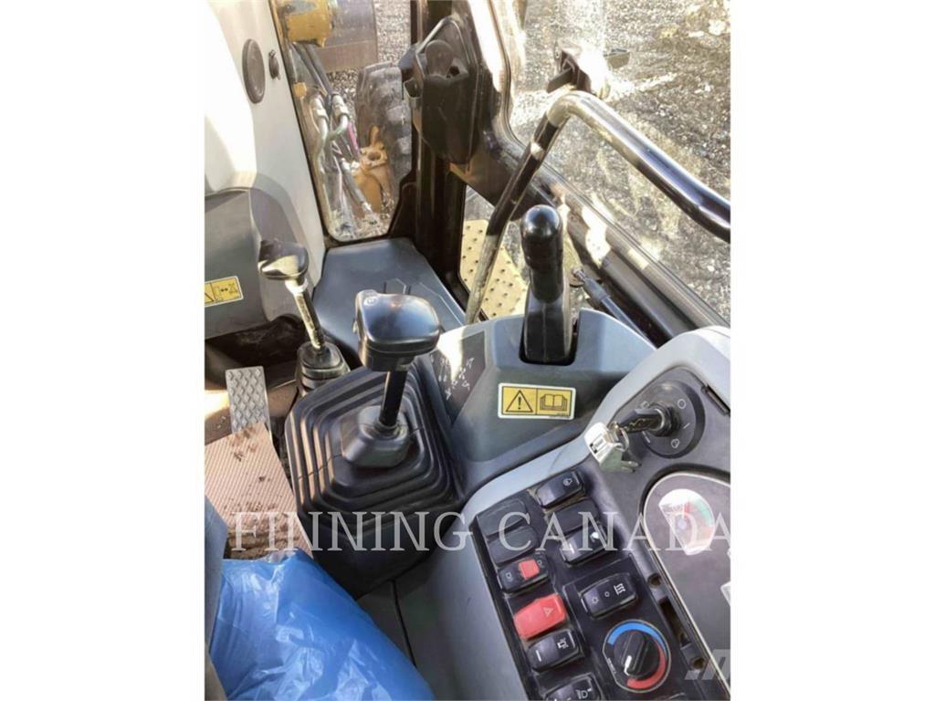 CAT 430F2 Retrocargadoras