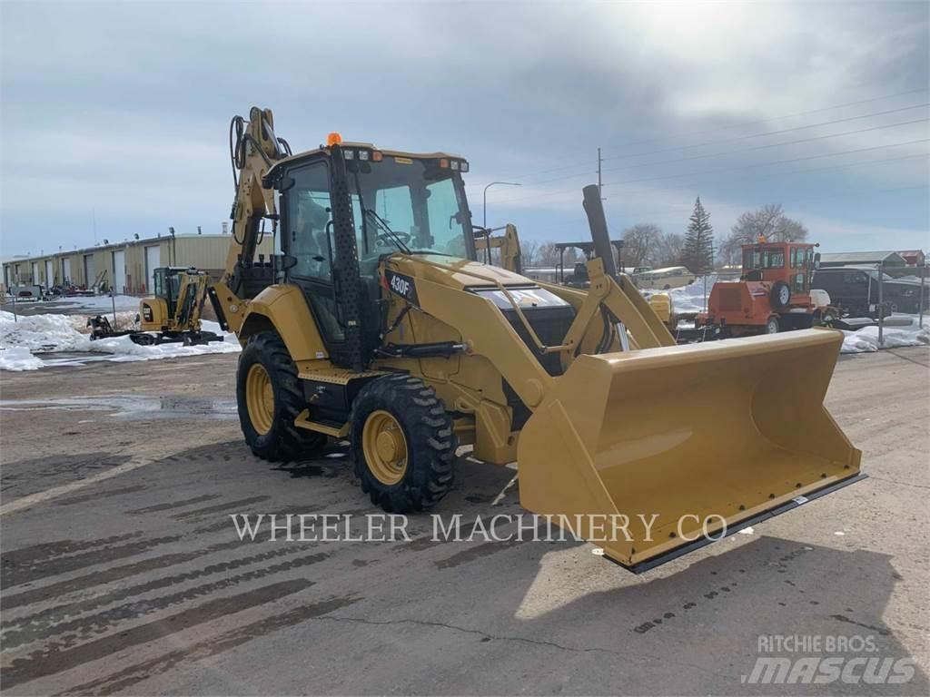 CAT 430F2 CF Retrocargadoras