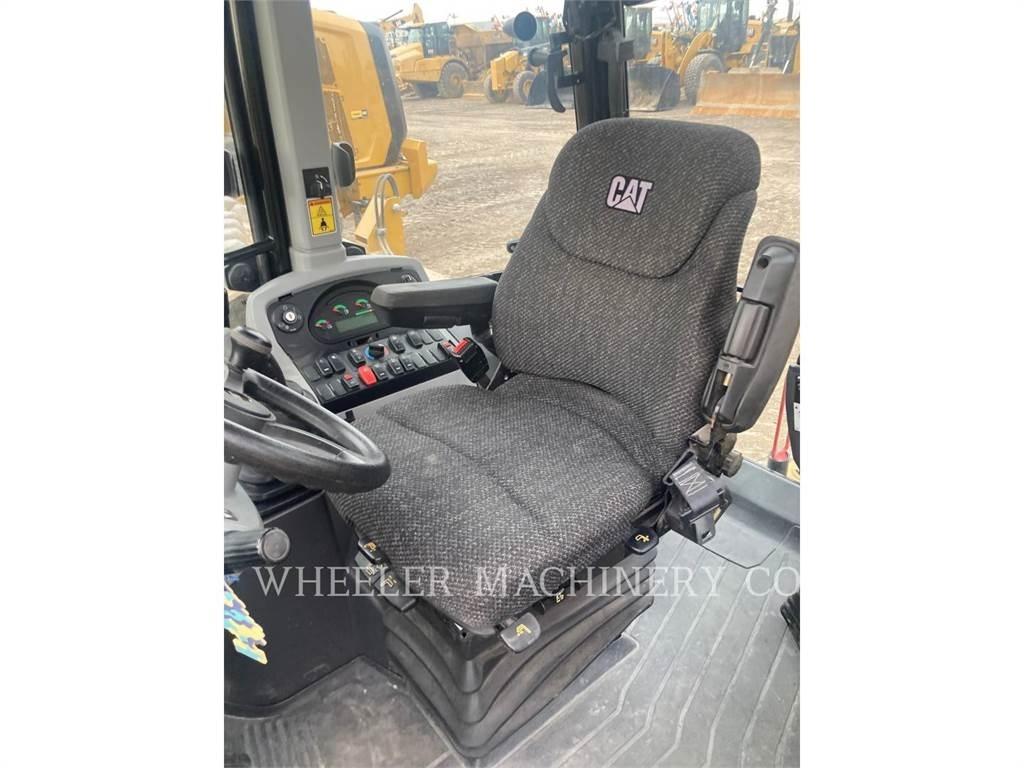 CAT 430F2 ITCF Retrocargadoras