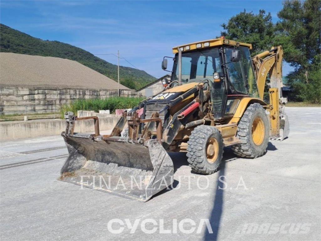 CAT 432DAA Retrocargadoras