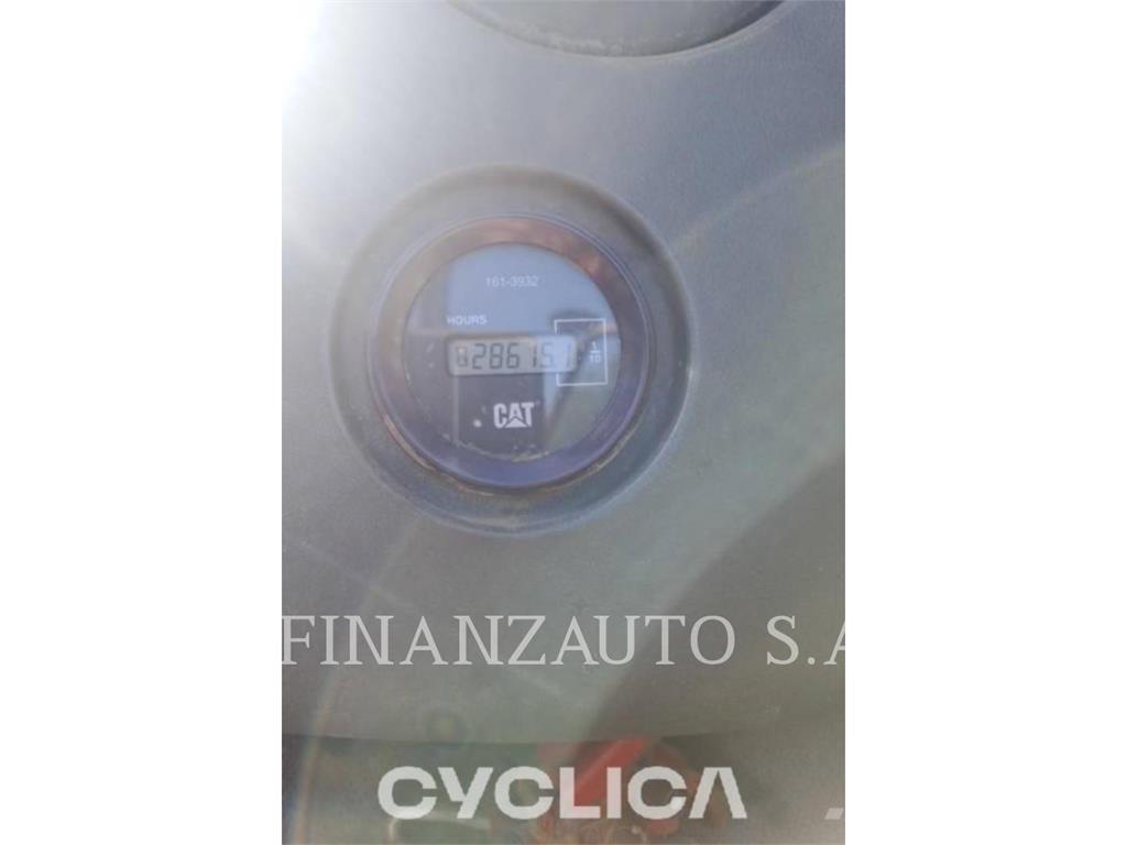 CAT 432DAA Retrocargadoras