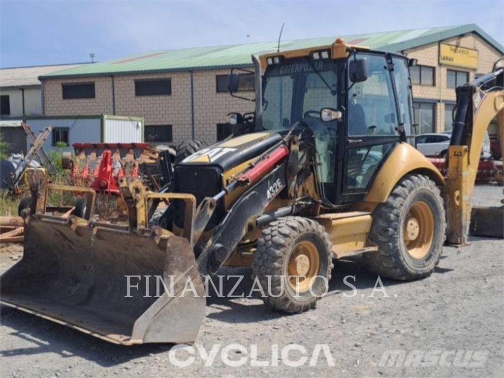 CAT 432E EVOLUTION Retrocargadoras