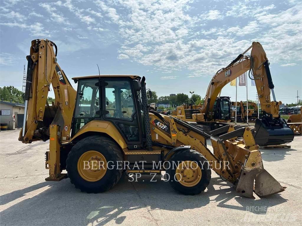 CAT 432F2 Retrocargadoras