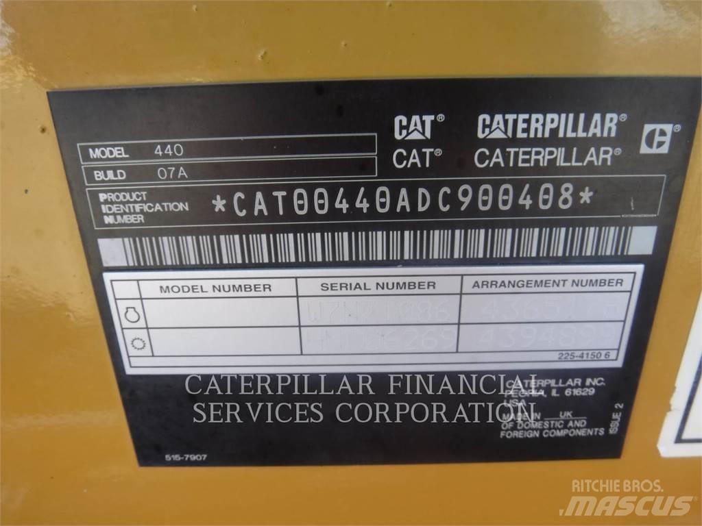 CAT 440-07 Retrocargadoras