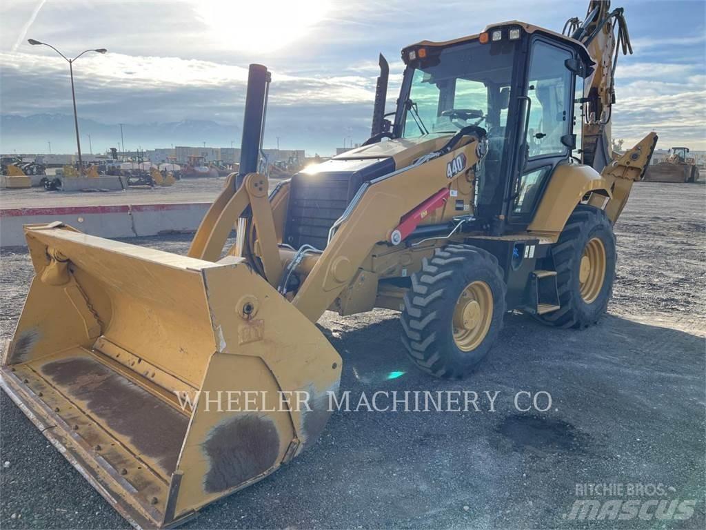 CAT 440 TH Retrocargadoras