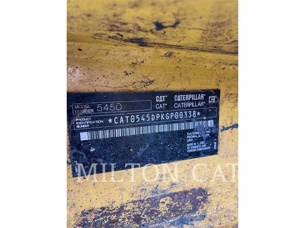 CAT 545D Arrastrador de troncos