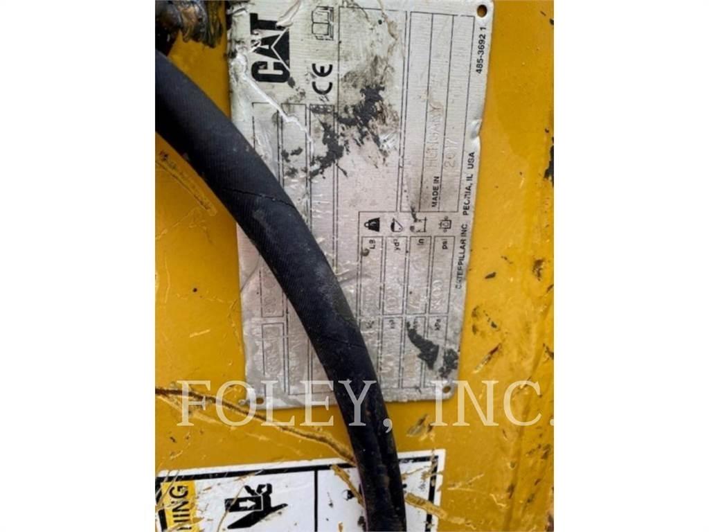 CAT 72 TILT BUCKET Cucharones