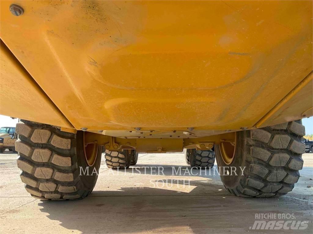 CAT 725 Dúmpers articulados