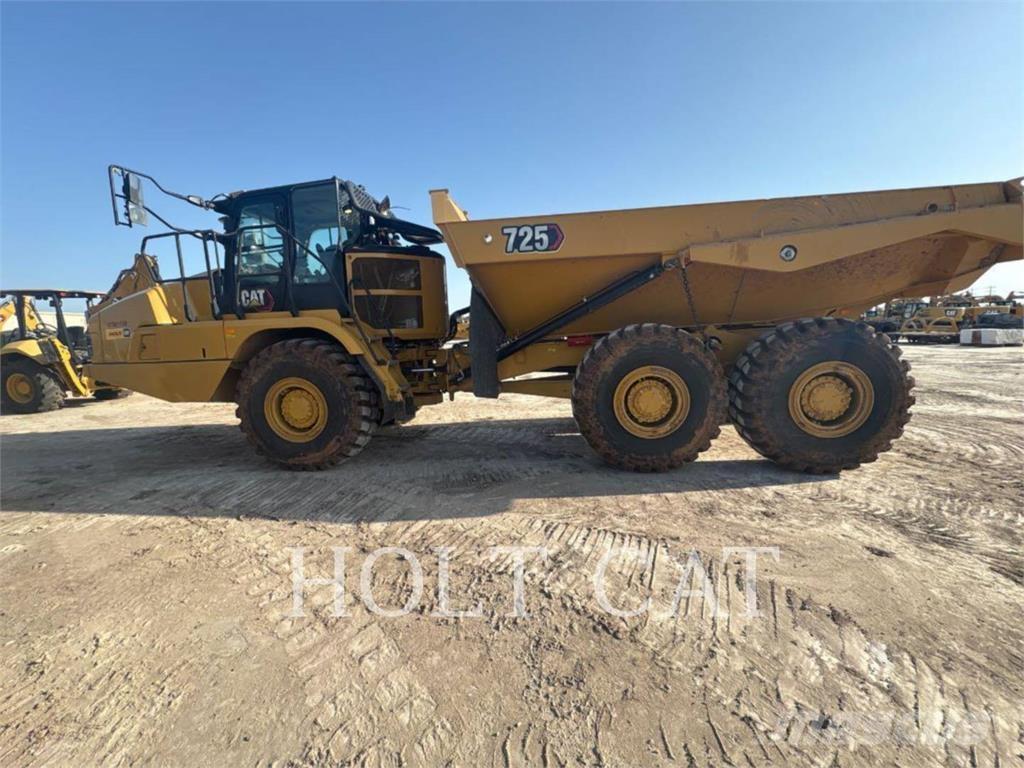 CAT 725 Dúmpers articulados