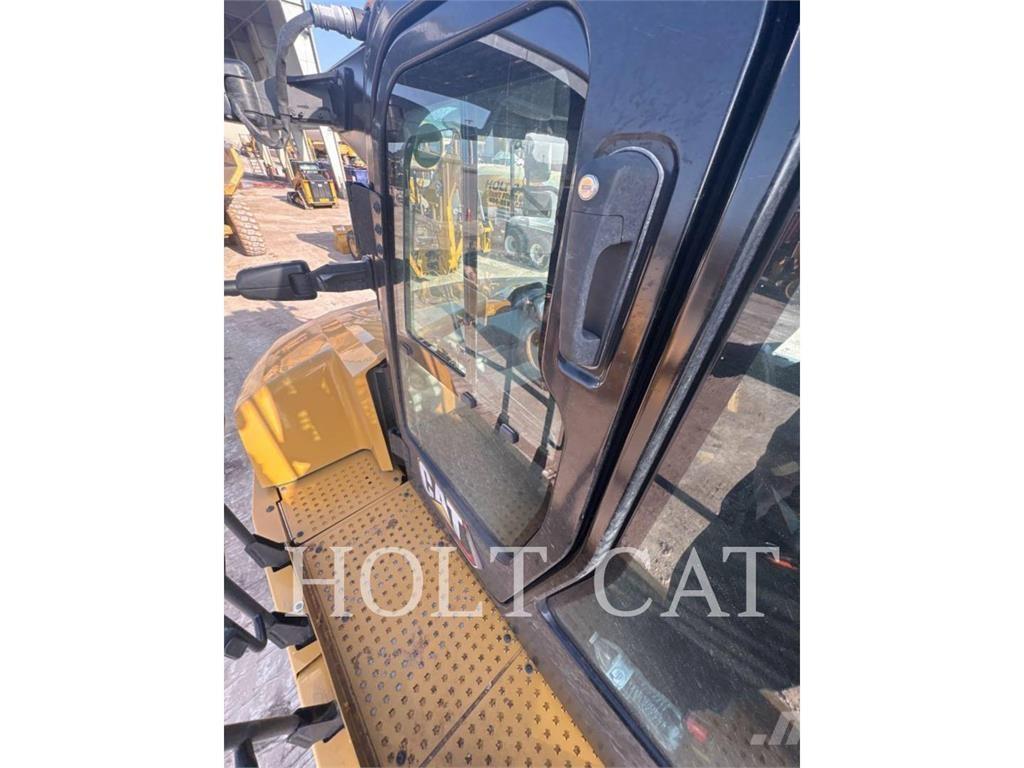 CAT 725 Dúmpers articulados
