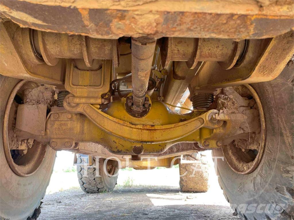 CAT 725 Dúmpers articulados