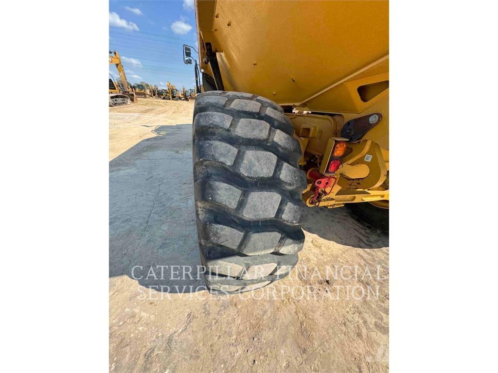 CAT 725-04 Dúmpers articulados