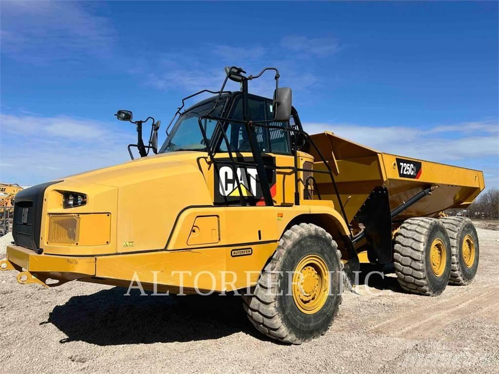CAT 725C2 Dúmpers articulados