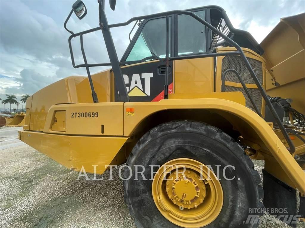 CAT 725C2 Dúmpers articulados