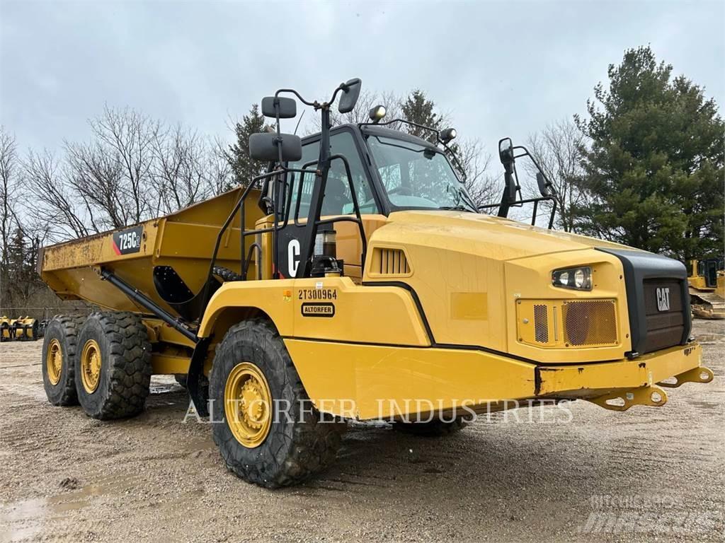 CAT 725C2 Dúmpers articulados