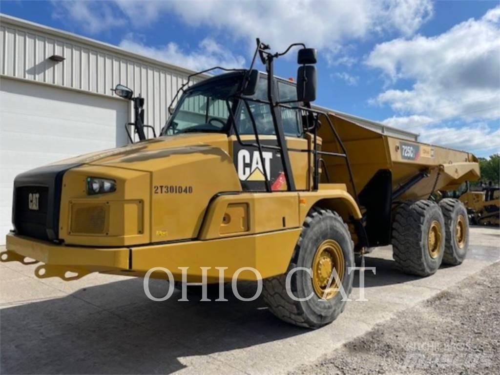 CAT 725C2 Dúmpers articulados