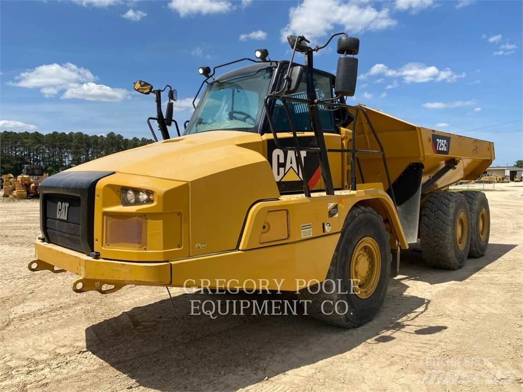 CAT 725C2 Dúmpers articulados