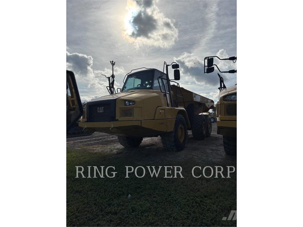 CAT 725C2TG Dúmpers articulados