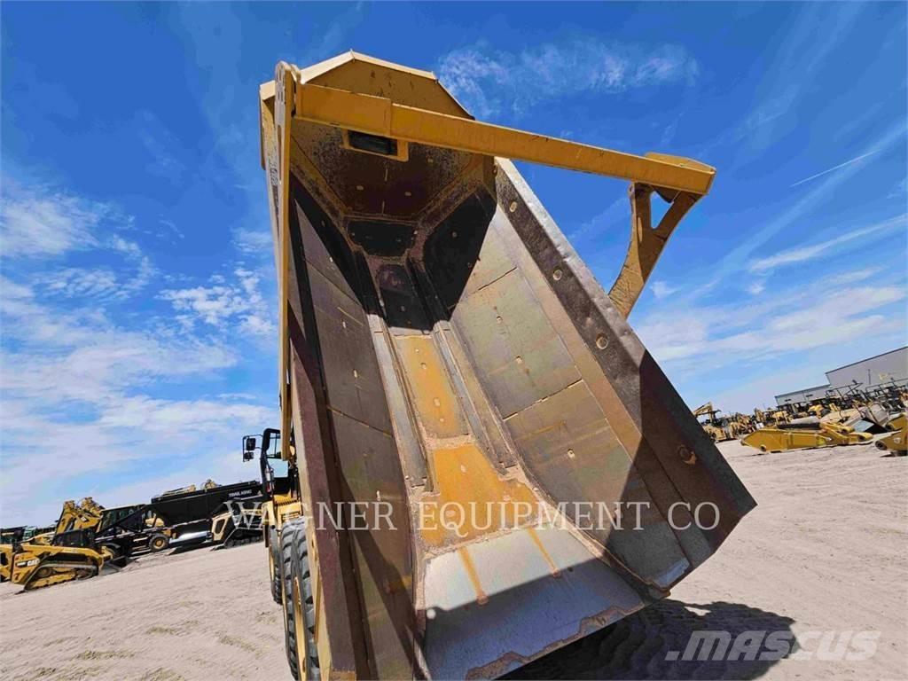 CAT 730 Dúmpers articulados