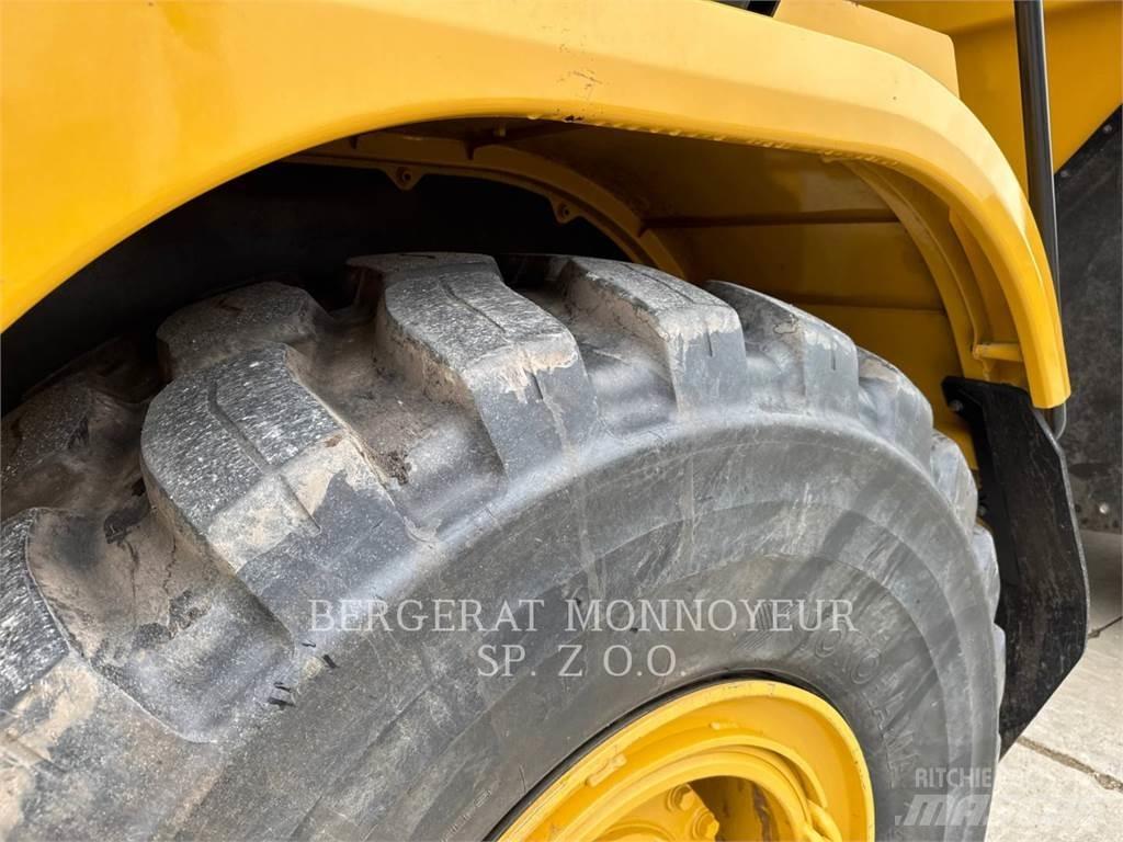 CAT 730 Dúmpers articulados