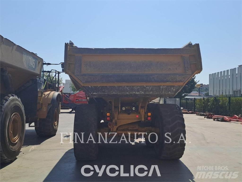 CAT 730 Dúmpers articulados