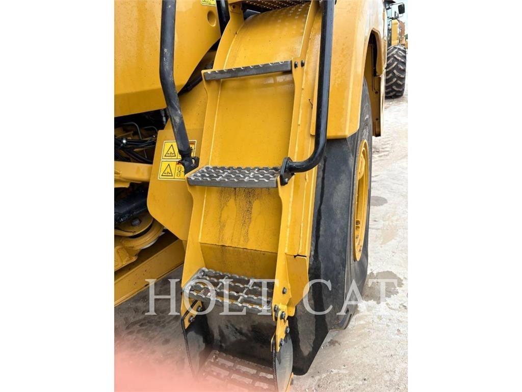 CAT 730 Dúmpers articulados