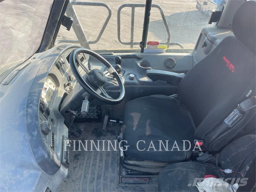 CAT 730 Dúmpers articulados