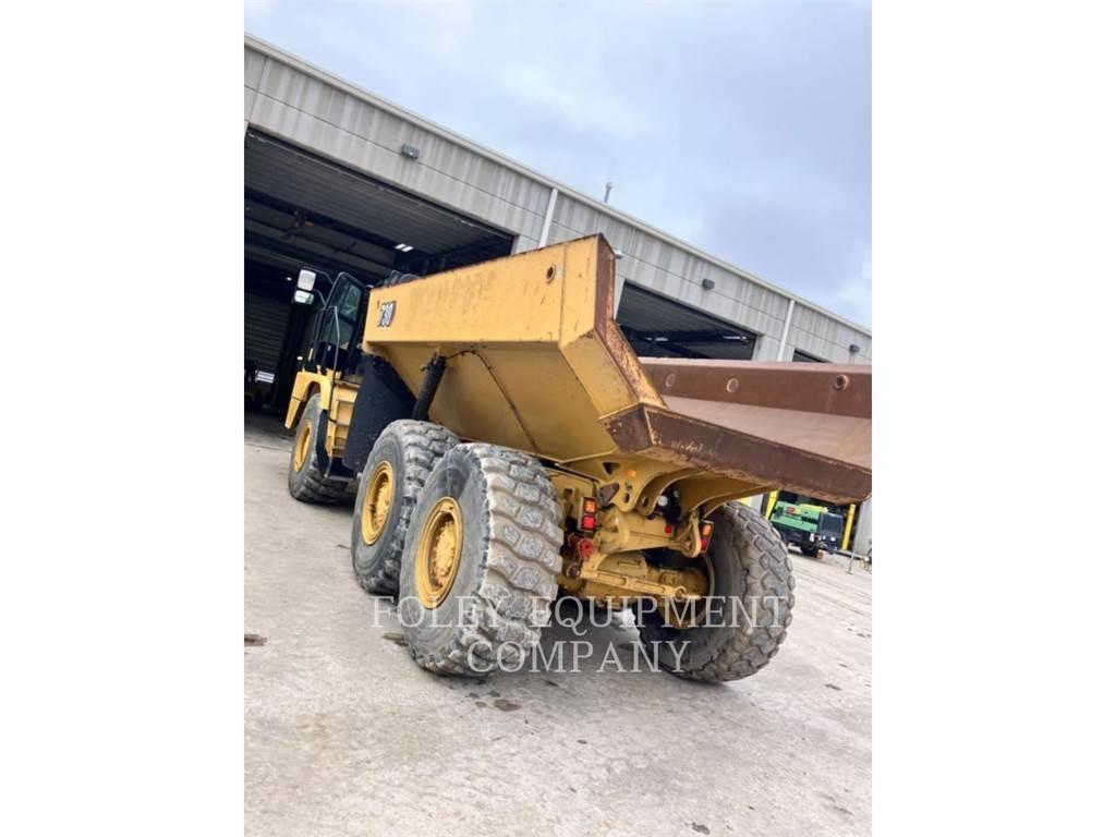 CAT 730-04 Dúmpers articulados