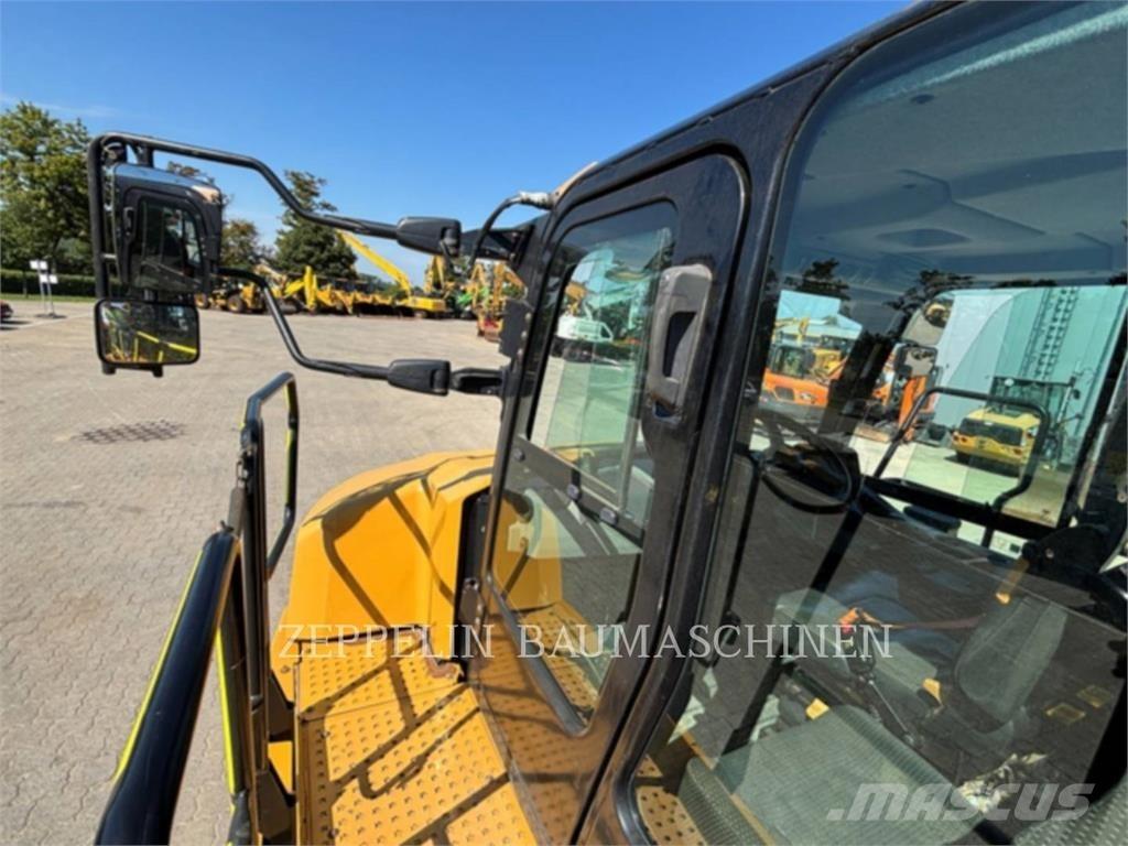 CAT 730-04A Dúmpers articulados