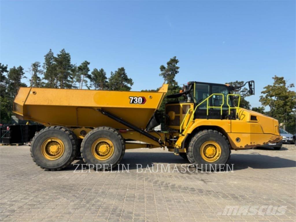 CAT 730-04A Dúmpers articulados