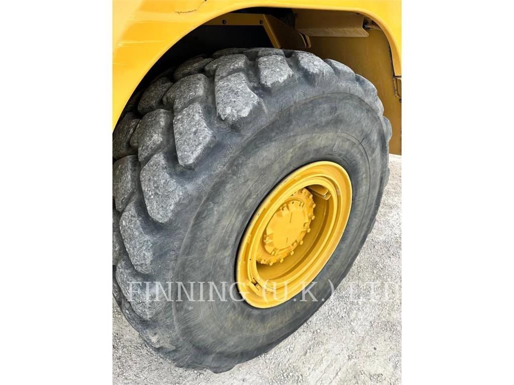 CAT 730-04A Dúmpers articulados
