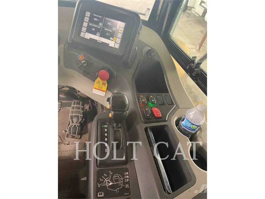 CAT 73004 Dúmpers articulados