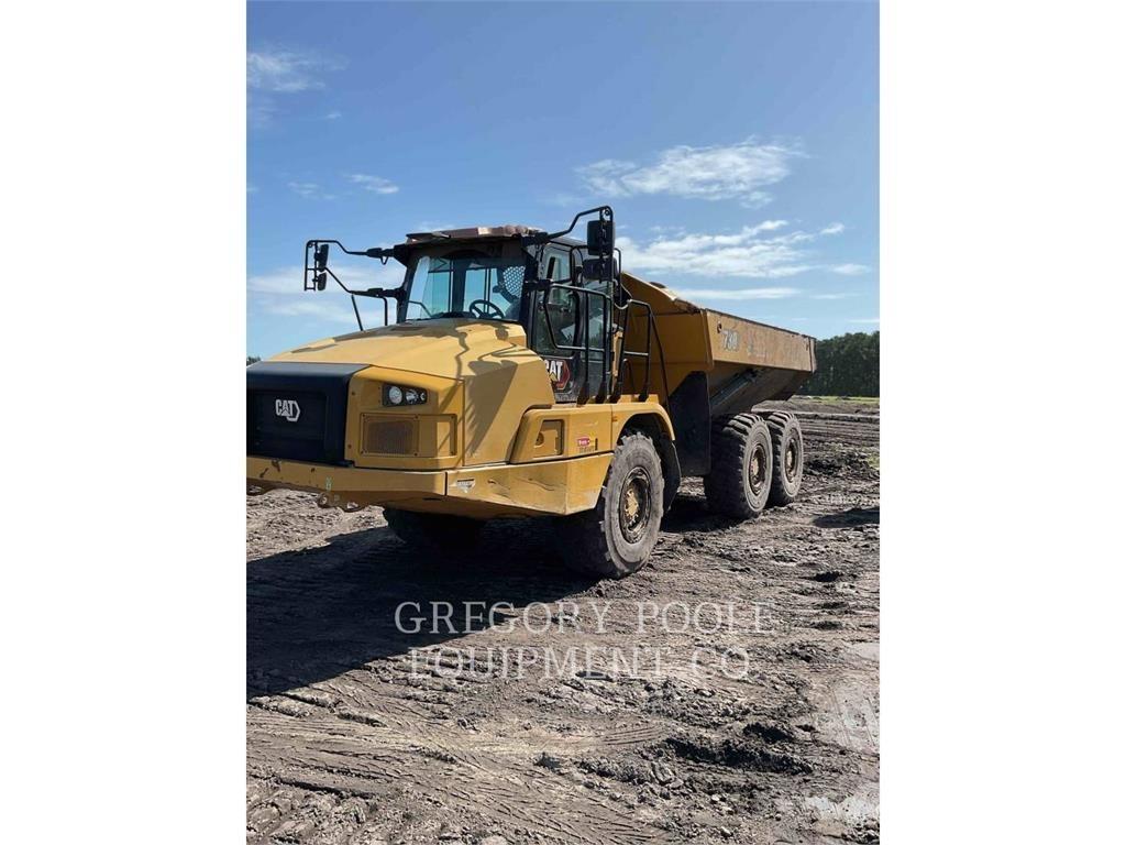 CAT 73004 Dúmpers articulados