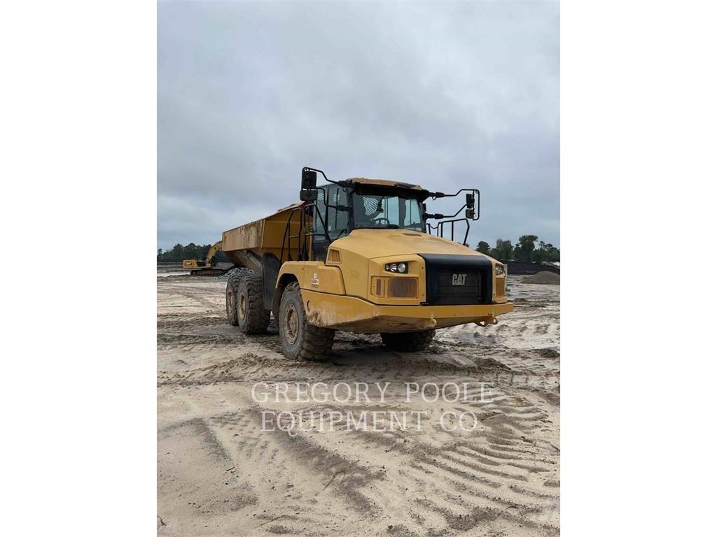 CAT 73004 Dúmpers articulados