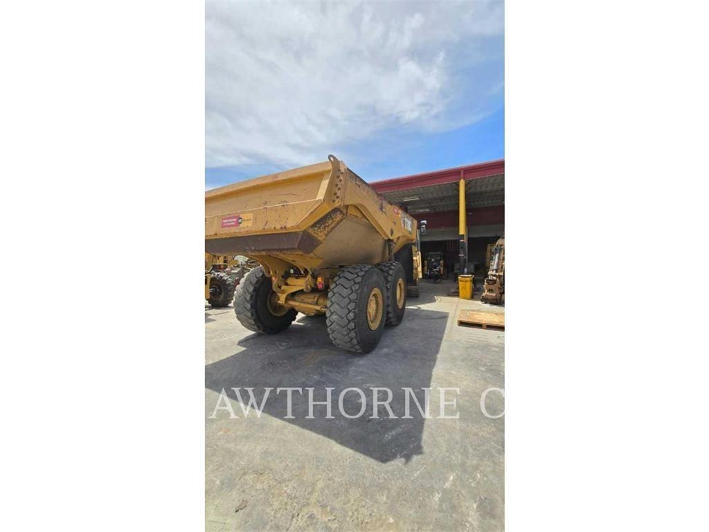 CAT 730C2 Dúmpers articulados