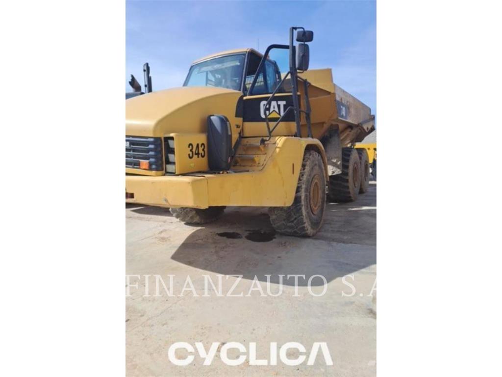 CAT 740 Dúmpers articulados