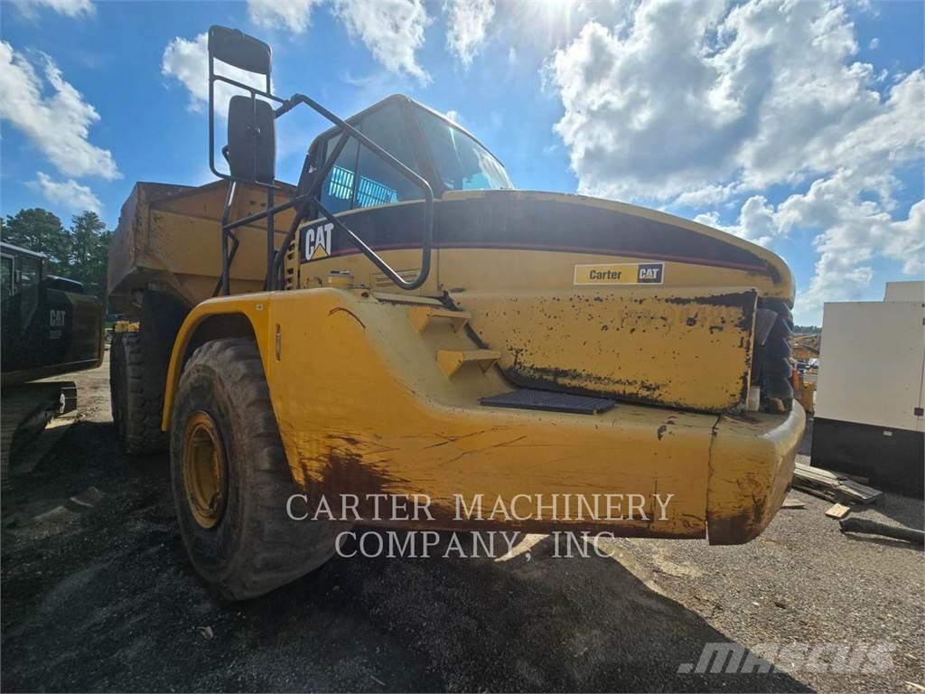 CAT 740 Dúmpers articulados