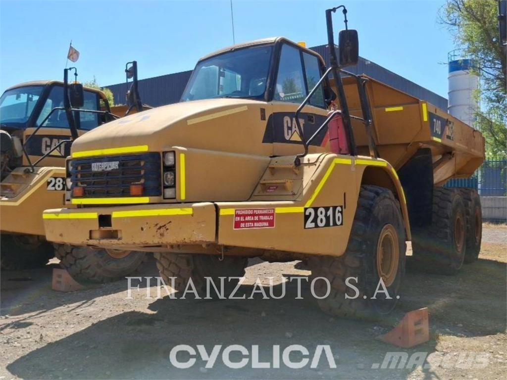 CAT 740 Dúmpers articulados