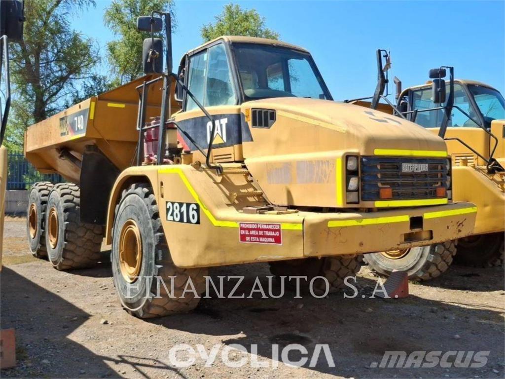 CAT 740 Dúmpers articulados