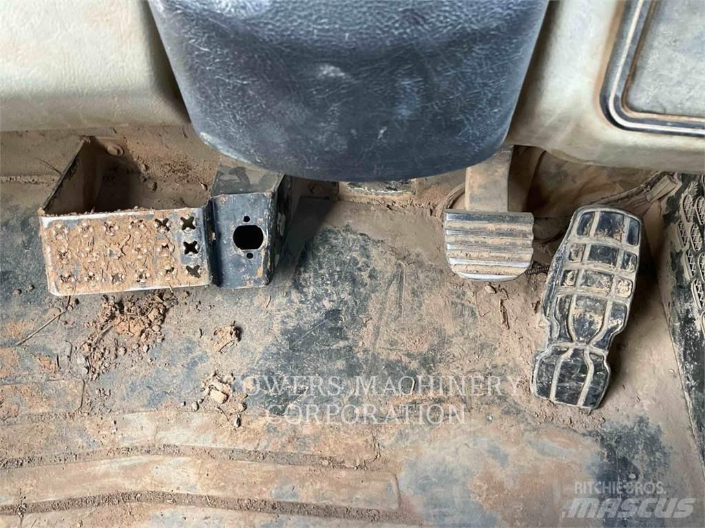 CAT 740B Dúmpers articulados