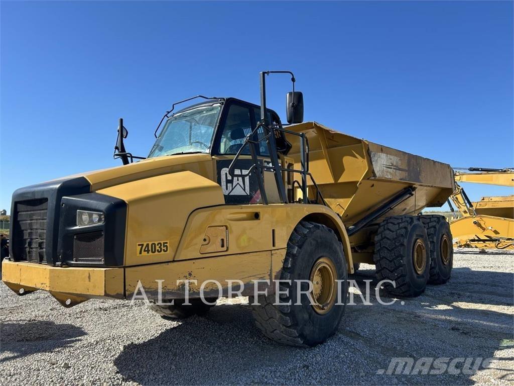 CAT 740B Dúmpers articulados