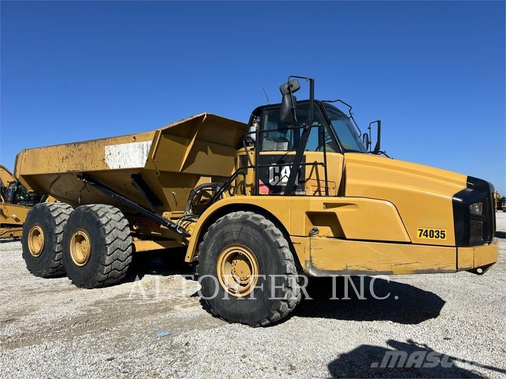 CAT 740B Dúmpers articulados