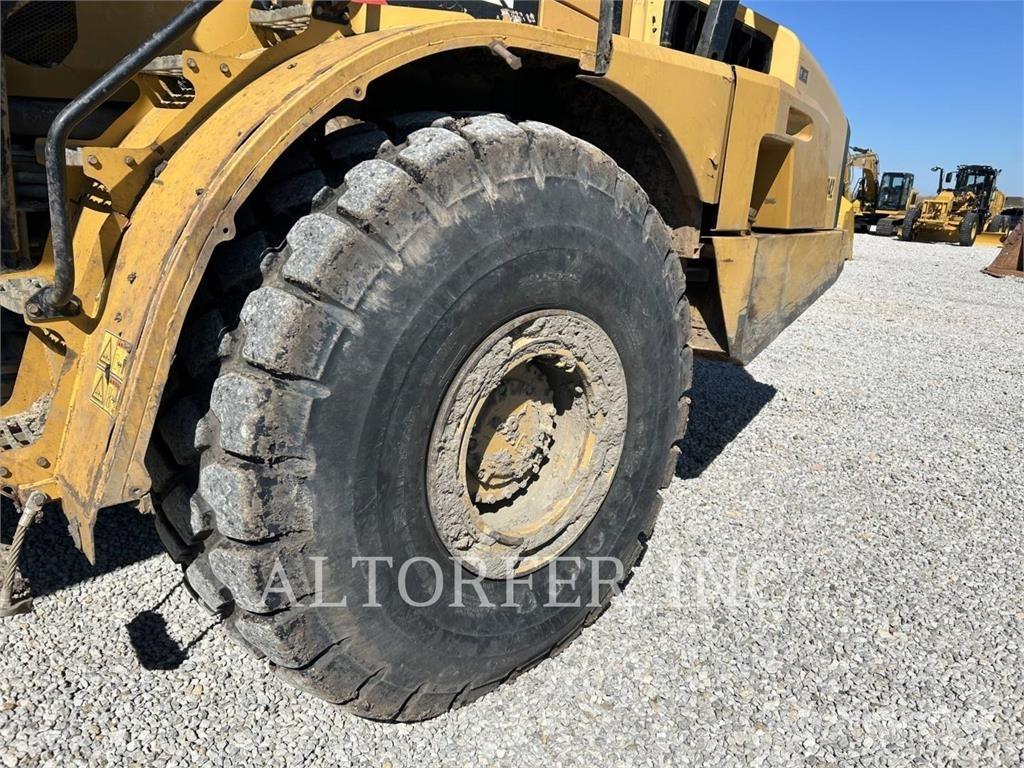 CAT 740B Dúmpers articulados