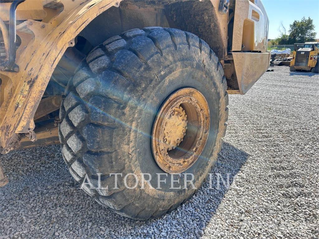 CAT 740B Dúmpers articulados