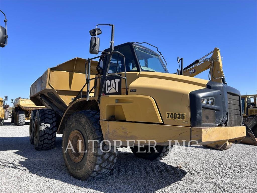 CAT 740B Dúmpers articulados